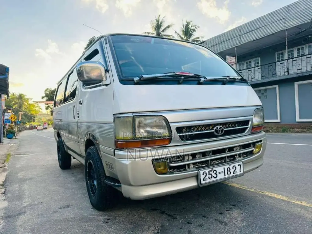 Toyota Hiace 113 1994 Van (Used)