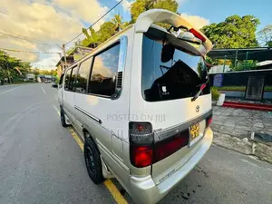 Toyota Hiace 113 1994 Van (Used)