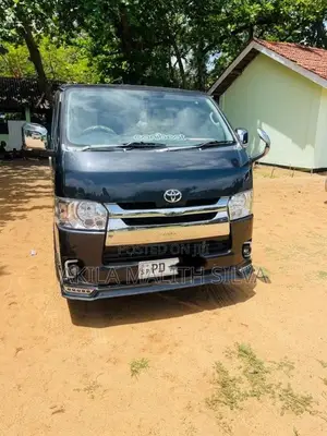 Toyota KDH Super GL 200 2006 Van (Used)