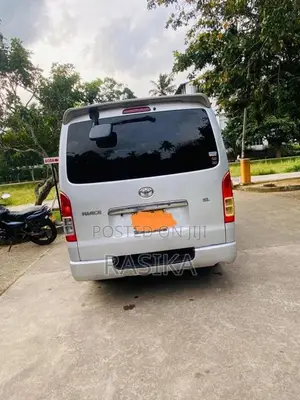 Toyota KDH GL 2015 Van Unregistered (Recondition)