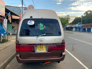 Toyota HIACE 1997 Van (Used)