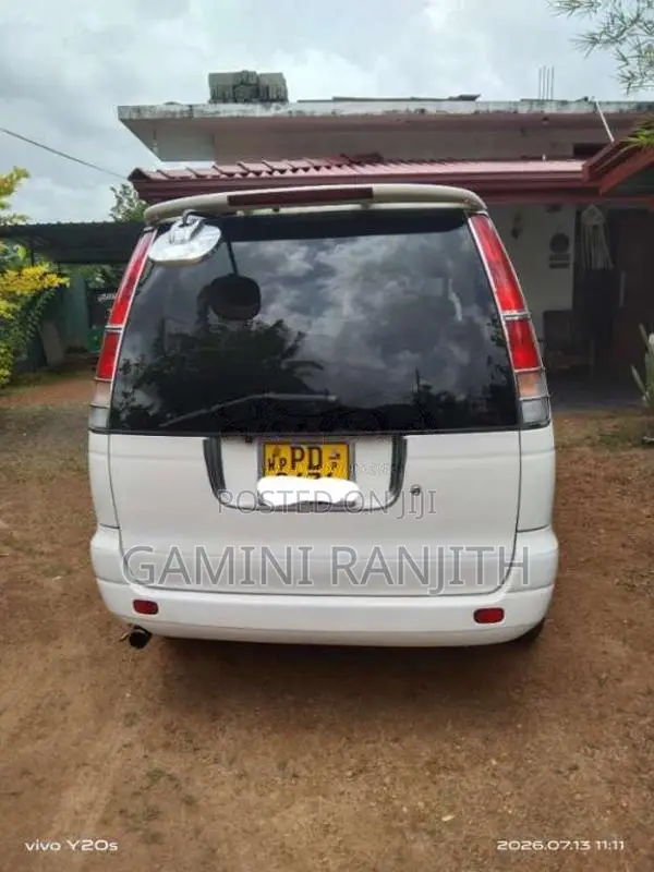 Toyota Noah Kr42 2007 Van (Used)