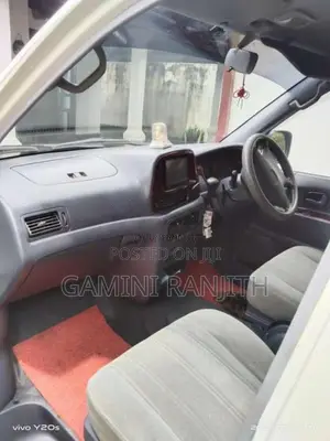 Toyota Noah Kr42 2007 Van (Used)