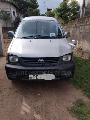 Toyota Noah 2007 Van (Used)