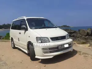 Toyota Noah 2018 Van (Used)