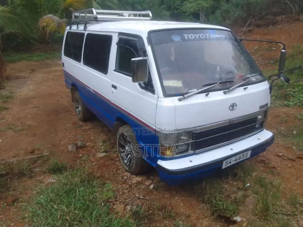 Toyota Shell 1989 Van (Used)