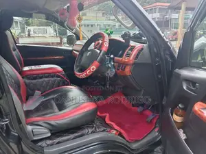 Toyota KDH 2005 Van (Used)