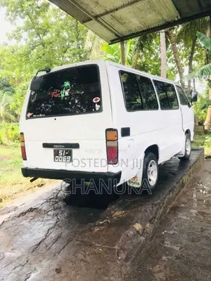 Toyota Shell LH 50 1989 Van (Used)