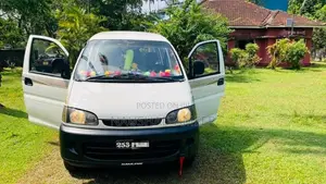 Mitsubishi L400 1994 Van (Used)