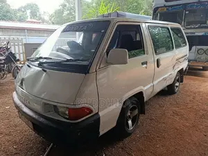Toyota CR27 1991 Van (Used)