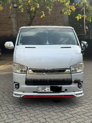 Toyota KDH 2007 Van (Used)