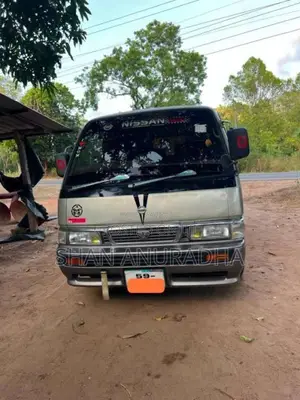 Nissan Caravan Long Model 1993 Van (Used)