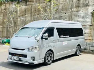 Toyota Kdh 223 2014 Van (Used)
