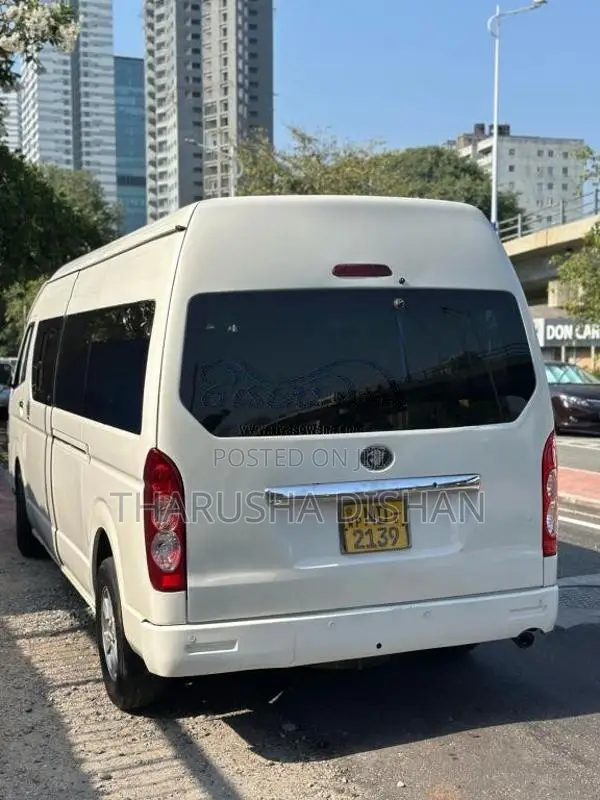 Micro Tourer 2018 Van (Used)