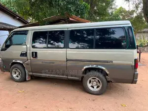 Nissan Caravan Long Model 1993 Van (Used)