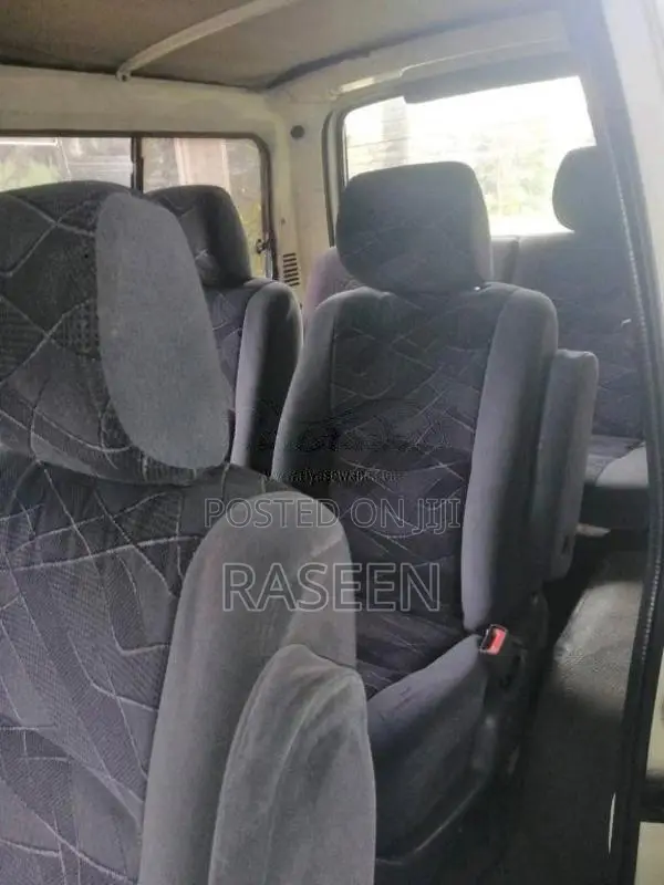Toyota Shell 1987 Van (Used)