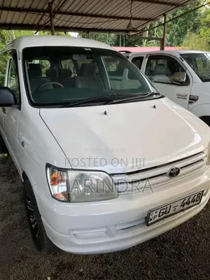 Toyota Noah 1997 Van (Used)