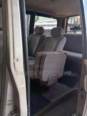 Nissan Serena 1993 Van (Used)