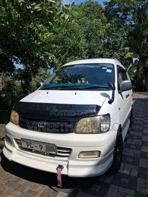 Toyota Noah 2006 Van (Used)