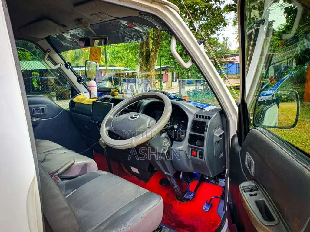 Mazda Bongo 2010 Van (Used)