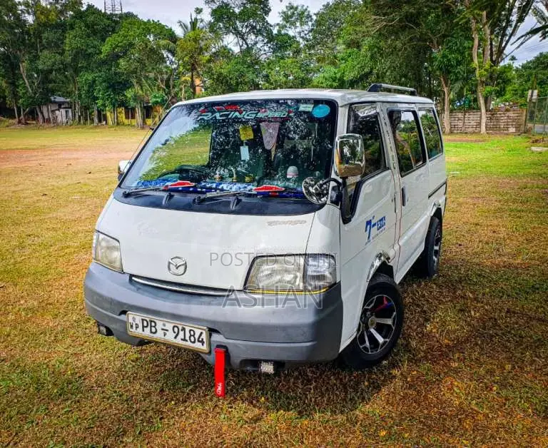 Nissan Vanette Lion Face 2010 Van (Used)