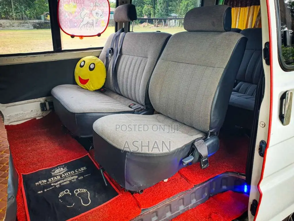 Nissan Vanette Lion Face 2010 Van (Used)