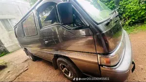 Nissan Nissan 1991 Van (Used)
