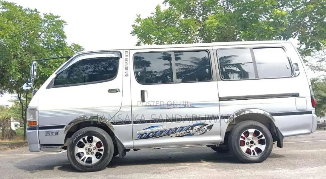 Toyota HIACE LH102 1992 Van (Used)
