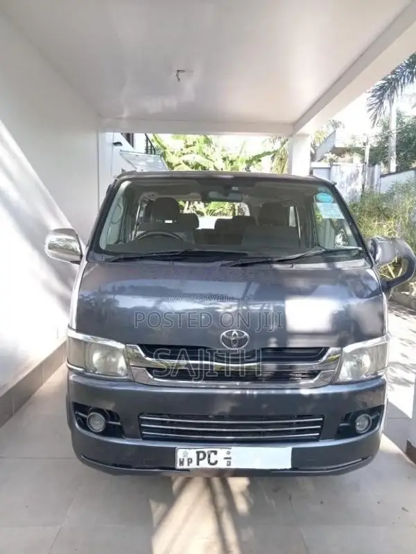 Toyota KDH 2008 Van (Used)