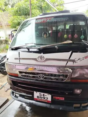 Toyota HIACE 1989 Van (Used)