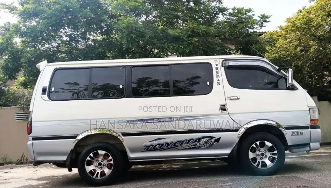 Toyota HIACE LH102 1992 Van (Used)