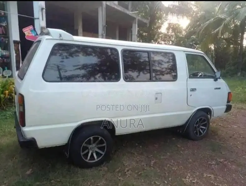 Toyota LiteAce 1984 Van (Used)