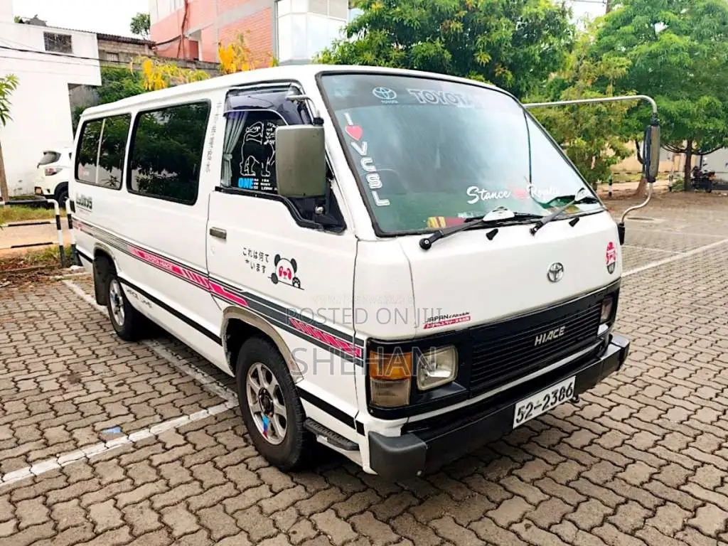 Toyota Shell 1987 Van (Used)