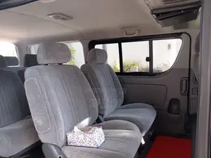 Toyota KDH 2008 Van (Used)