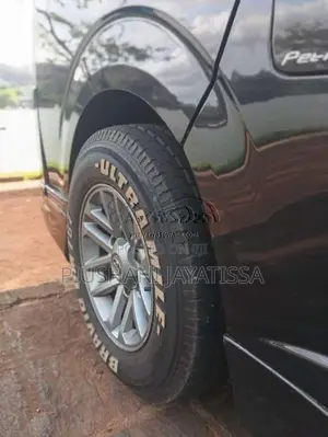 Toyota KDH 2006 Van (Used)