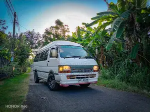 Toyota Dolphin 1992 Van (Used)