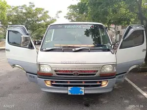Toyota HIACE LH102 1992 Van (Used)