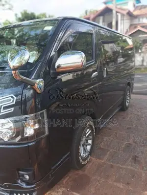 Toyota KDH 2006 Van (Used)