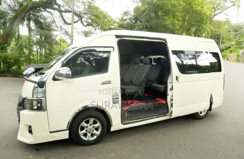 Toyota KDH 221 2008 Van (Used)