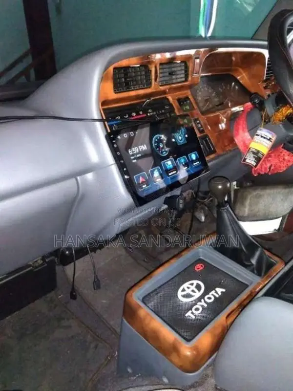 Toyota HIACE LH102 1992 Van (Used)