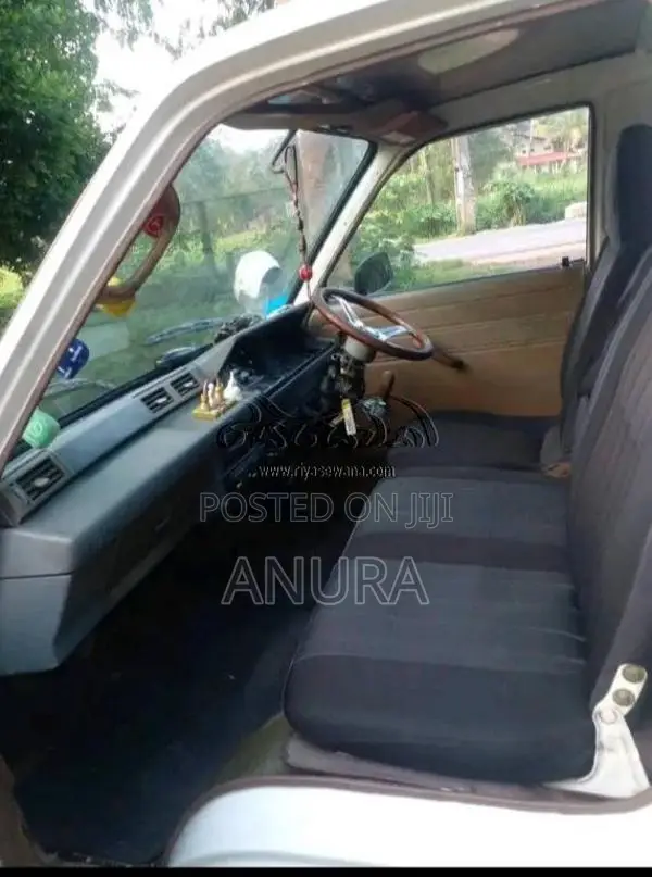 Toyota LiteAce 1984 Van (Used)