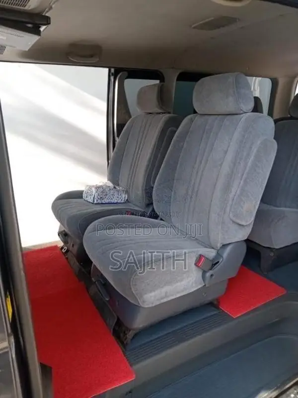 Toyota KDH 2008 Van (Used)