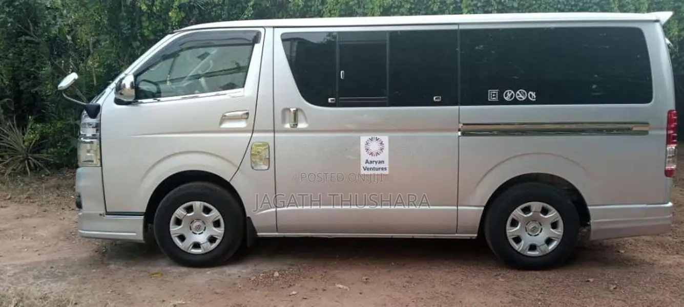 Toyota HIACE 2015 Van (Used)