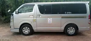 Toyota HIACE 2015 Van (Used)
