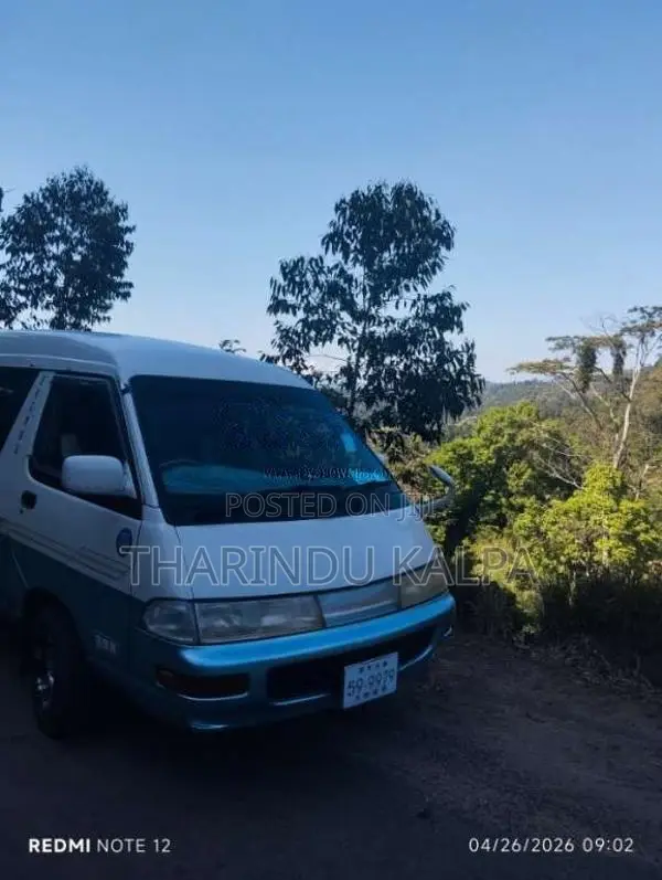 Toyota CR27 1992 Van (Used)