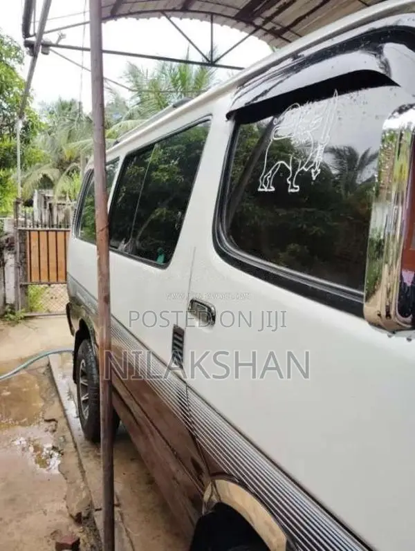 Toyota HIACE 1989 Van (Used)