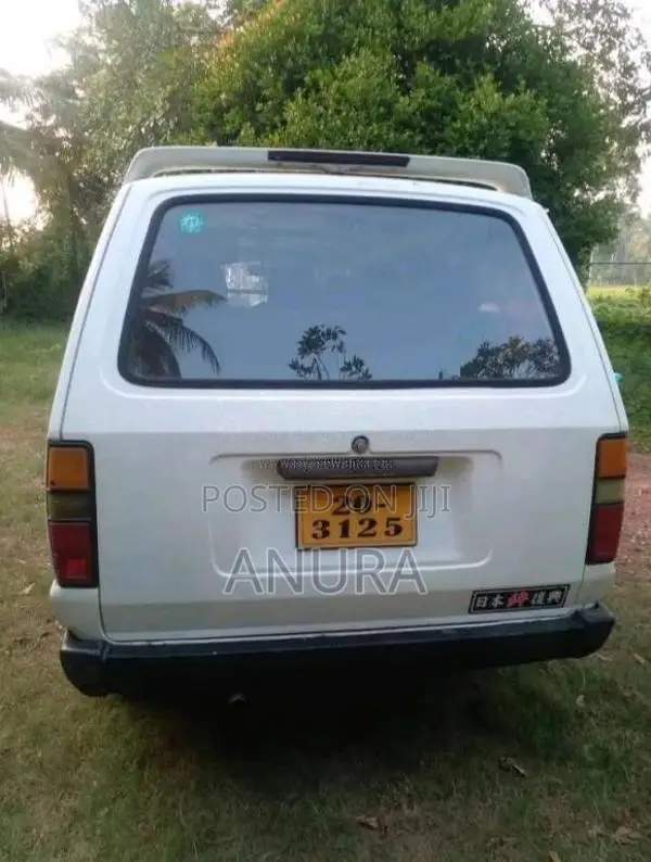 Toyota LiteAce 1984 Van (Used)