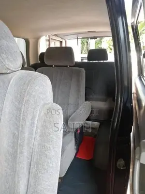 Toyota KDH 2008 Van (Used)