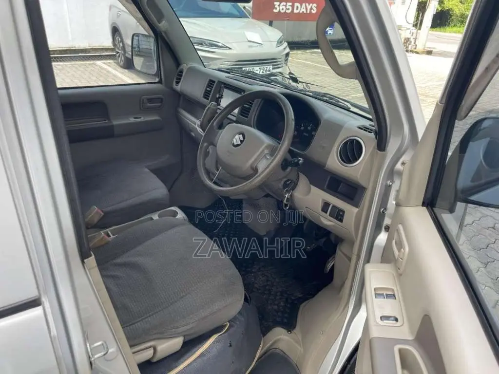 Mazda Scrum 2012 Van (Used)