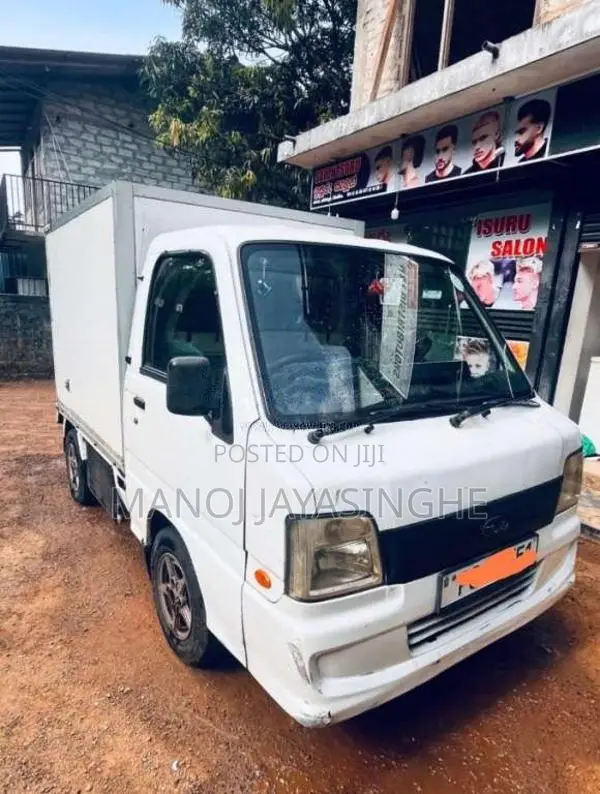 Subaru Freezer 2011 Van (Used)
